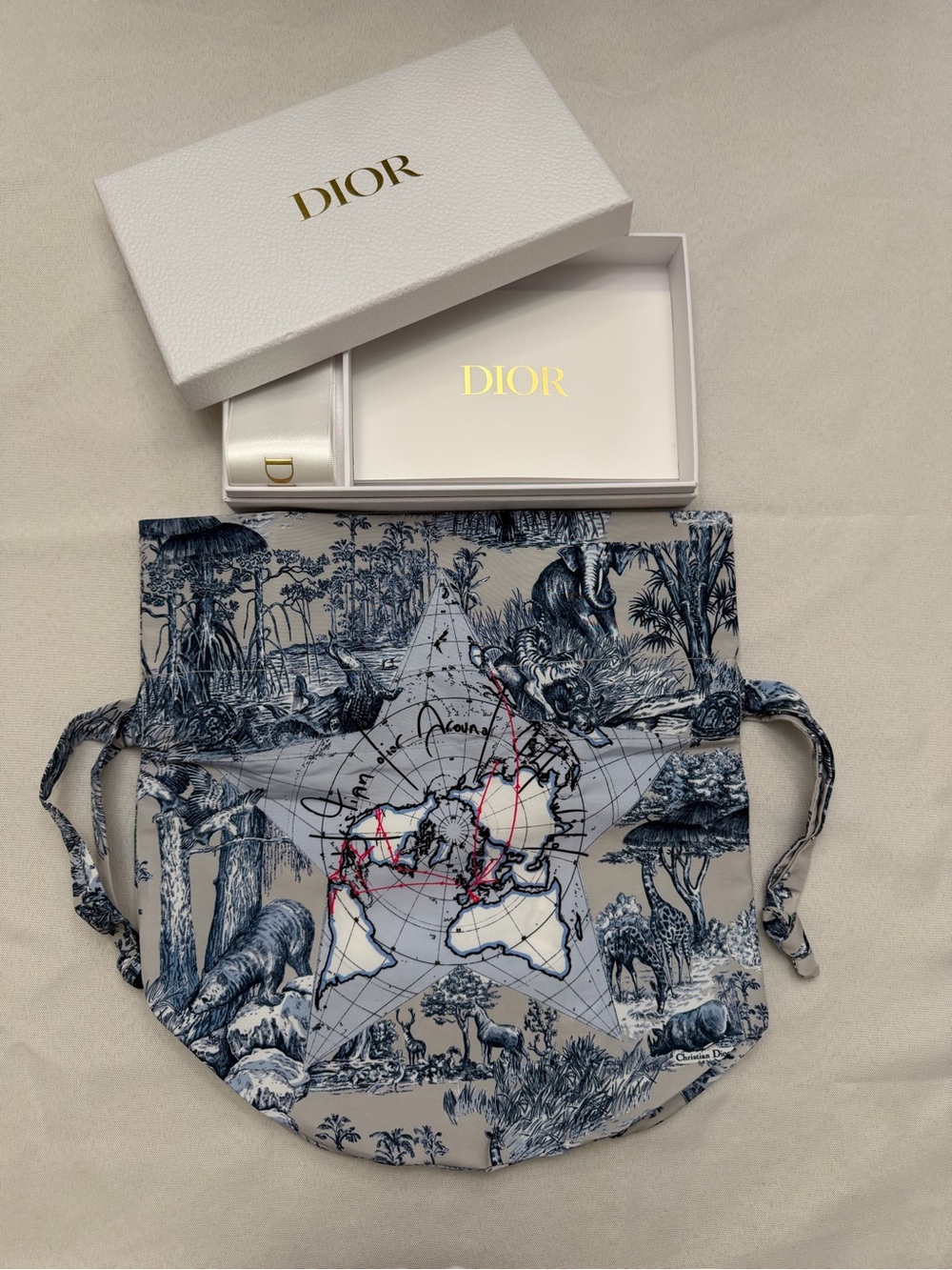 Dior Around the World Toile Map-Print Drawstring Pouch - Picture 8 of 8